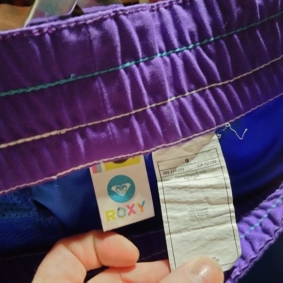 Roxy size9 shorts - Picture 2 of 4